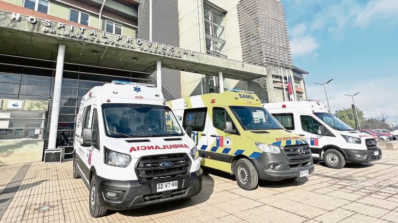 Hospital de Curanilahue renueva ambulancias para atender a los 177 mil usuarios